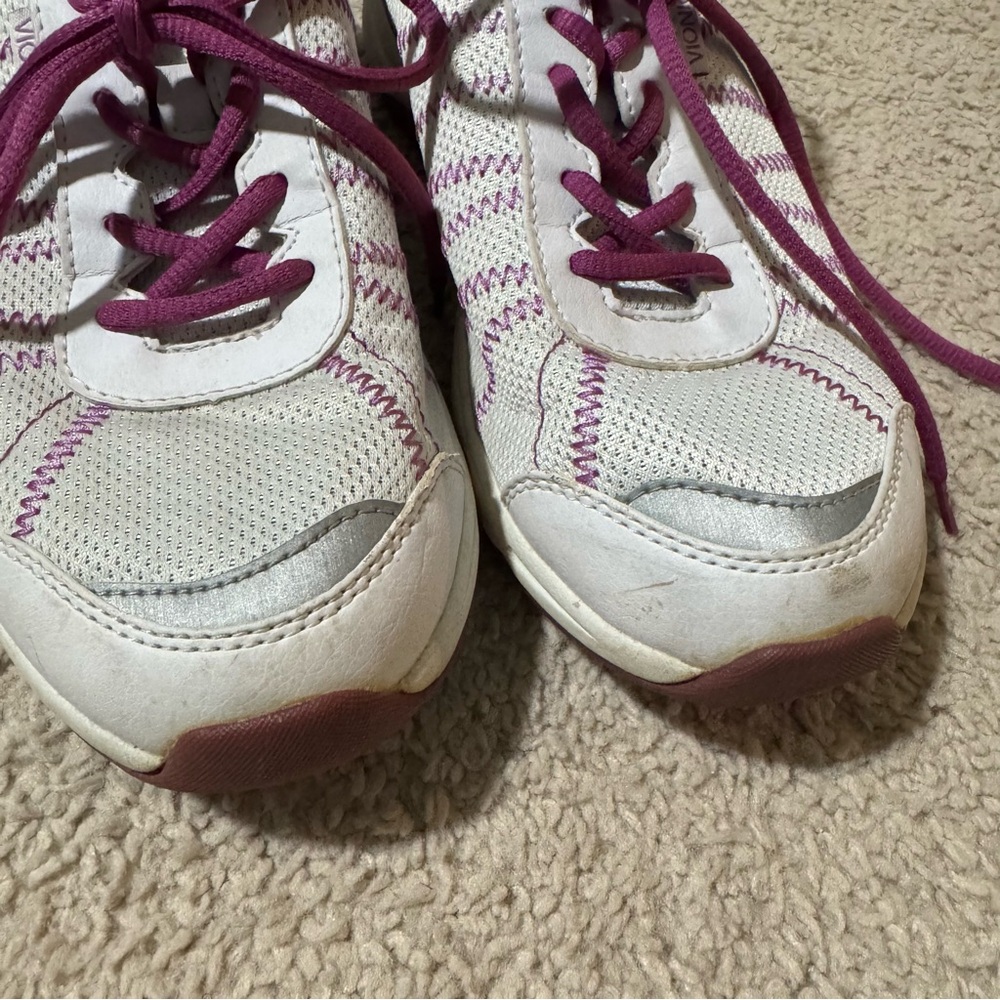 Vionic Shoes - Picture 2 of 7